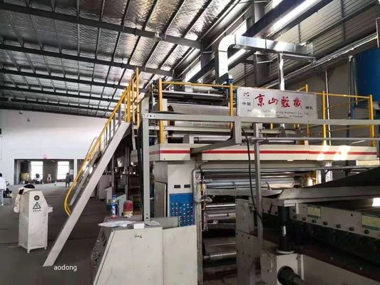 рука рука 5 слой 1800 মিমি гофрированной картона производственной линии в Китае Китае